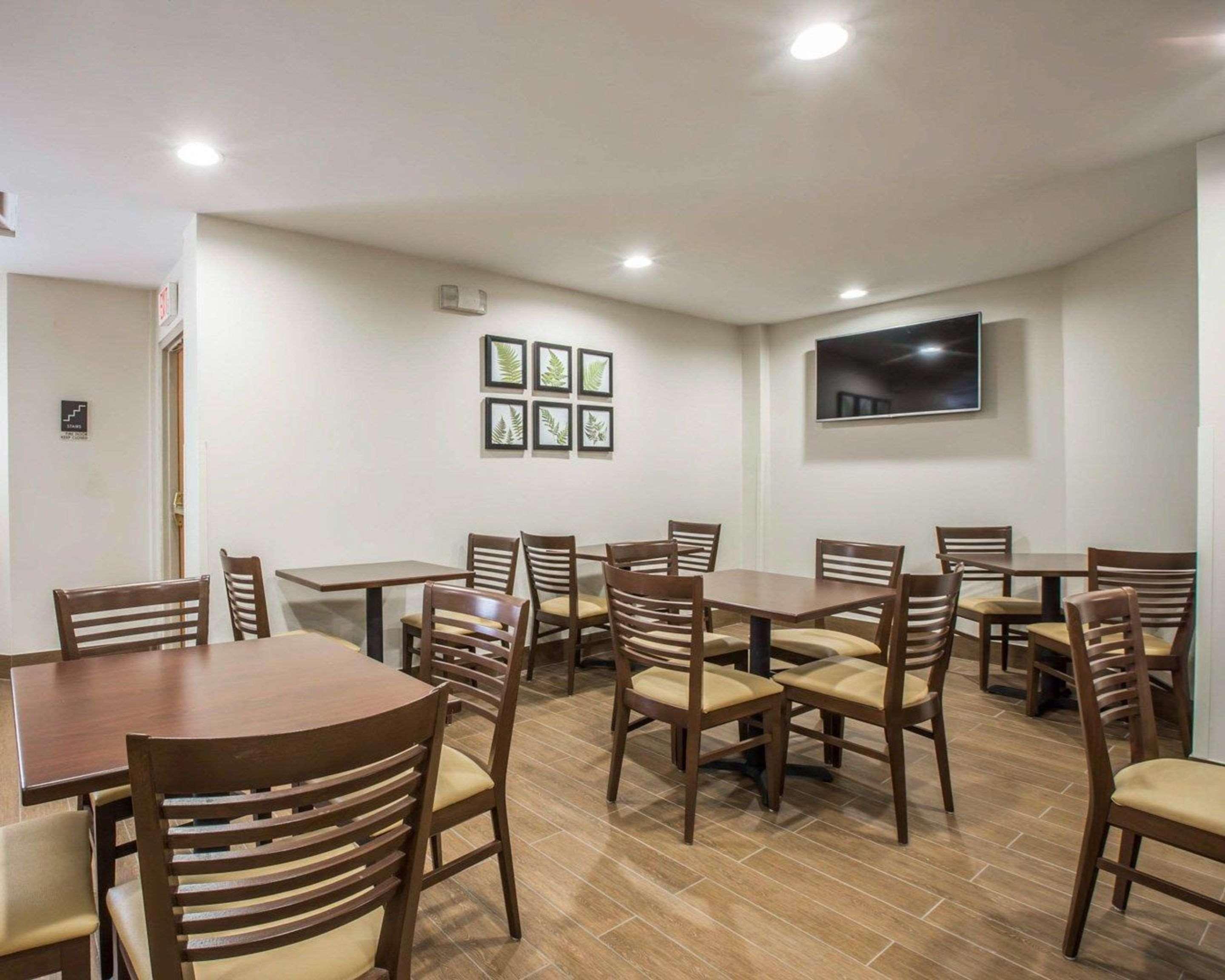 Sleep Inn Greensboro Airport Экстерьер фото